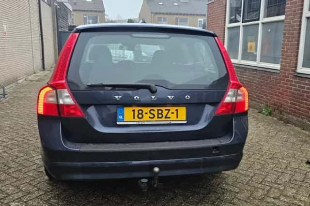 Volvo V70 (2011) thumbnail 4