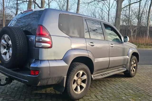 Toyota Land Cruiser (2007) thumbnail 5