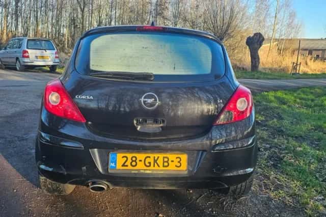 Opel Corsa (2008) thumbnail 6