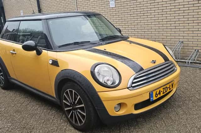 MINI Cooper (2008) thumbnail 3