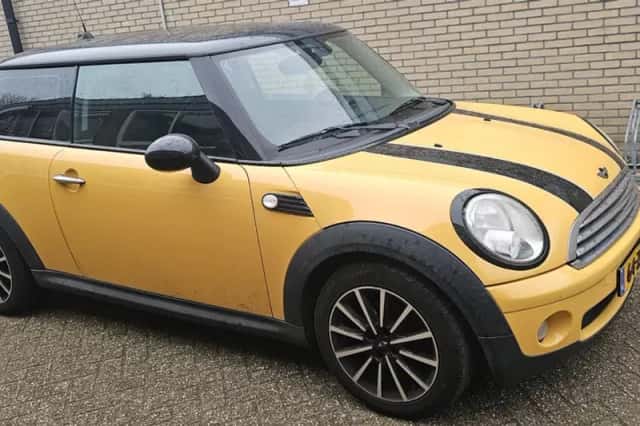MINI Cooper (2008) thumbnail 4