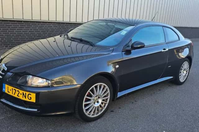 Alfa Romeo GT (2007) thumbnail 1