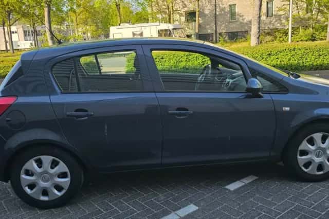 Opel Corsa (2008) thumbnail 4