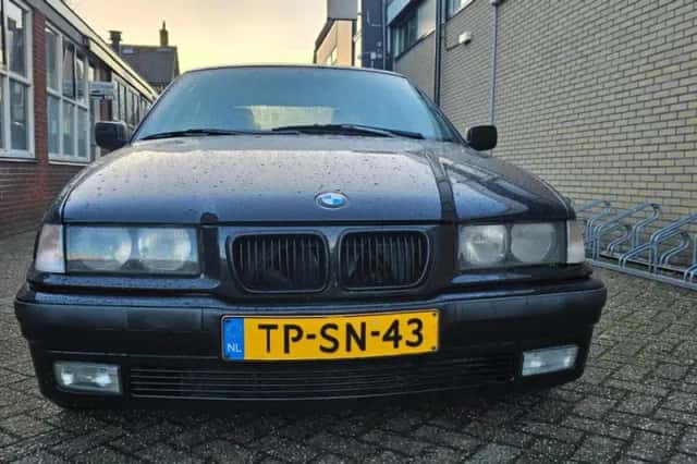 BMW 3-Serie (1998) thumbnail 2
