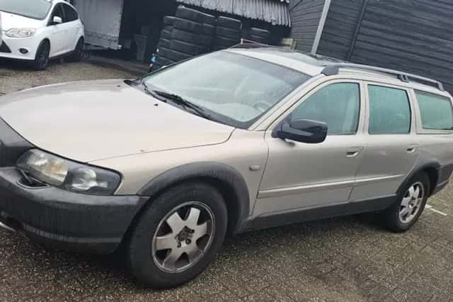 Volvo V70 (2002) thumbnail 1