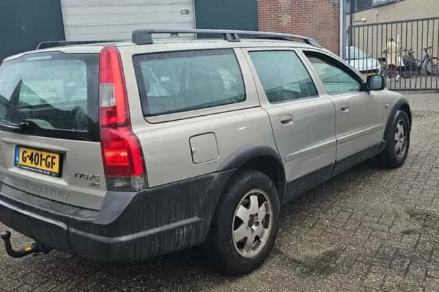 Volvo V70 (2002) thumbnail 5