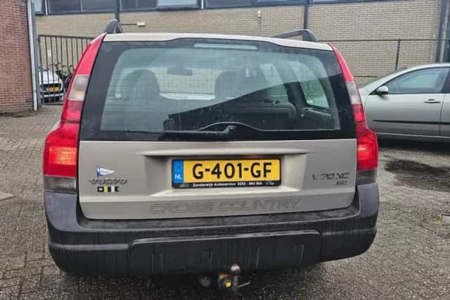 Volvo V70 (2002) thumbnail 6