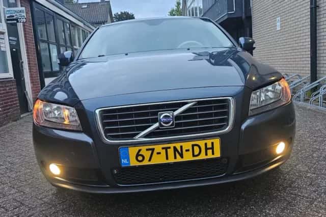 Volvo S80 (2006) thumbnail 3