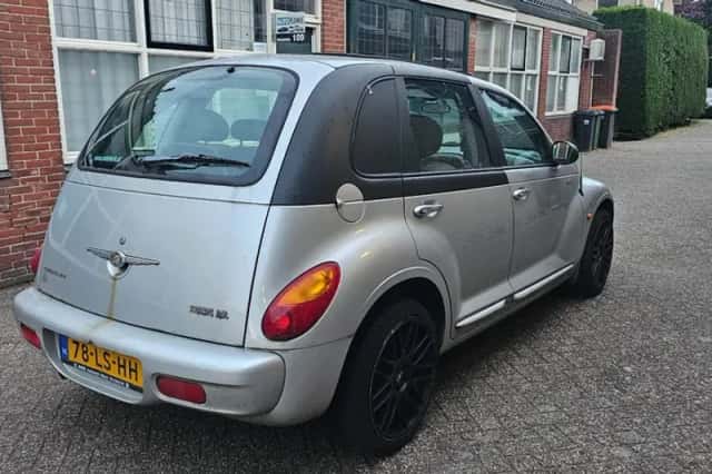 Chrysler PT Cruiser (2003) thumbnail 5