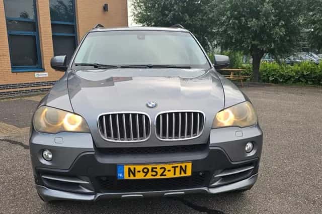 BMW X5 (2007) thumbnail 2