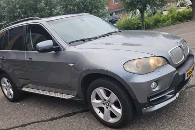 BMW X5 (2007) thumbnail 3