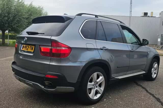 BMW X5 (2007) thumbnail 5