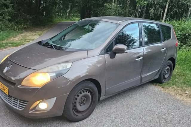 Renault Grand Scénic (2011) thumbnail 1