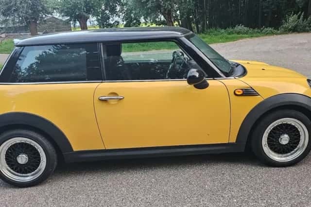 MINI Cooper (2007) thumbnail 4