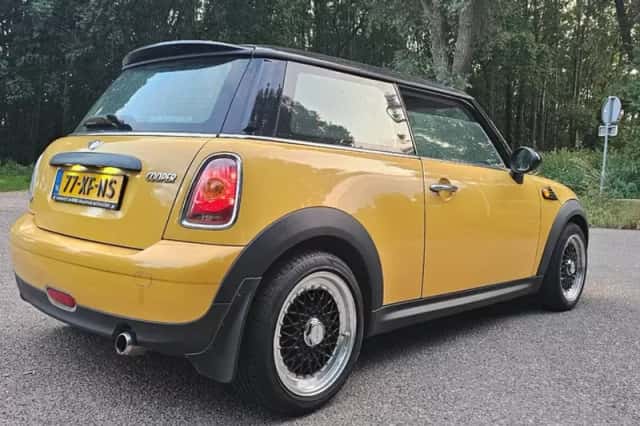 MINI Cooper (2007) thumbnail 5