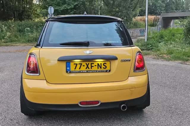 MINI Cooper (2007) thumbnail 6