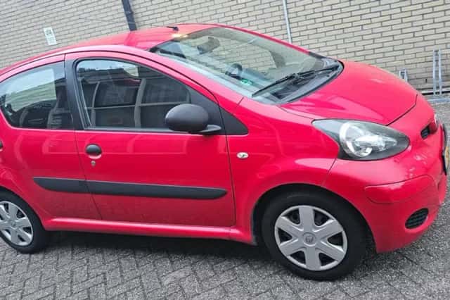 Toyota Aygo (2010) thumbnail 4