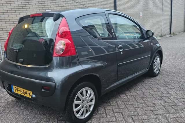 Peugeot 107 (2008) thumbnail 6