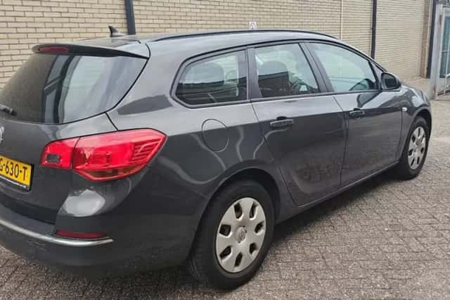 Opel Astra (2015) thumbnail 5