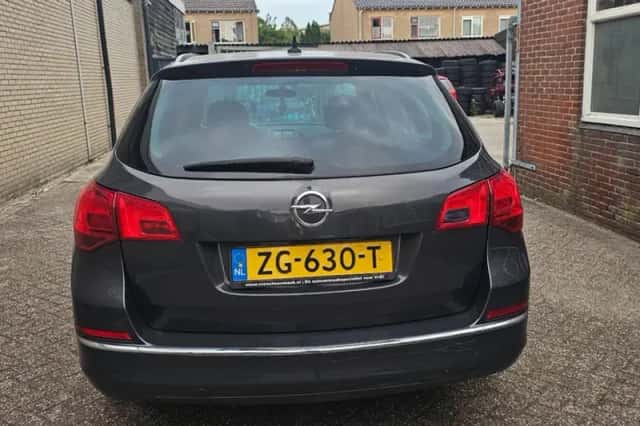 Opel Astra (2015) thumbnail 6