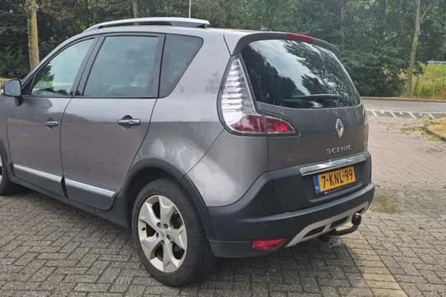 Renault Scénic (2013) thumbnail 5