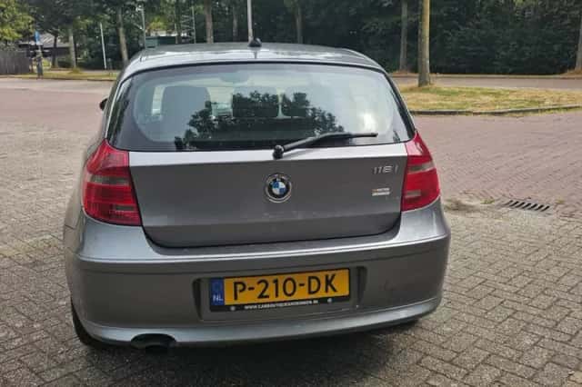 BMW 1-Serie (2009) thumbnail 4
