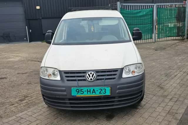 Volkswagen Caddy (2007) thumbnail 2