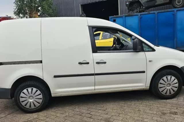 Volkswagen Caddy (2007) thumbnail 4