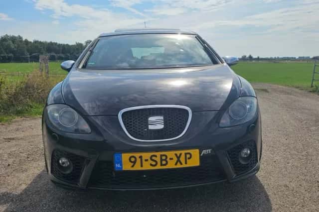 SEAT Leon (2005) thumbnail 2