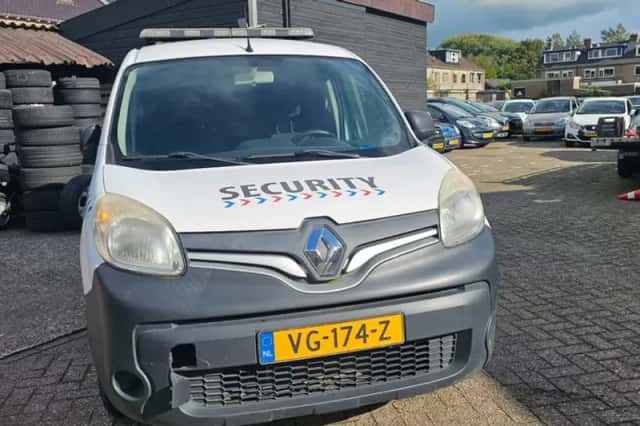 Renault Kangoo Express (2014) thumbnail 2