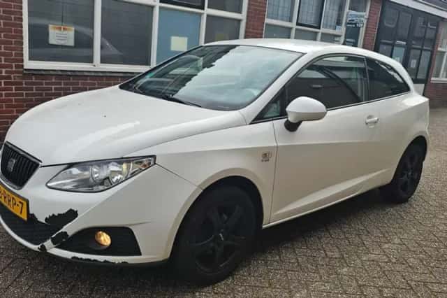SEAT Ibiza (2011) thumbnail 1