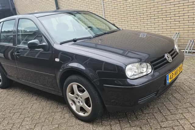 Volkswagen Golf (2003) thumbnail 3