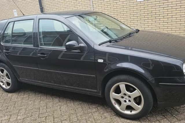 Volkswagen Golf (2003) thumbnail 4