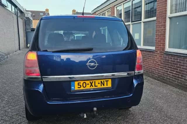 Opel Zafira (2007) thumbnail 6