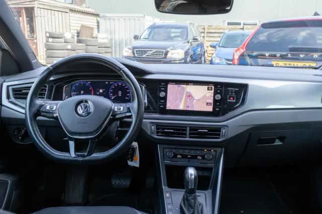 Volkswagen Polo (2020) thumbnail 2