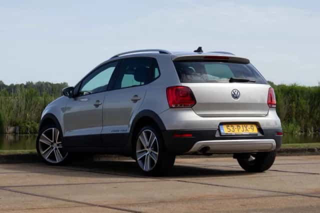 Volkswagen Polo (2011) thumbnail 3