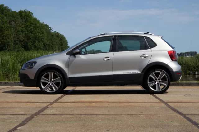 Volkswagen Polo (2011) thumbnail 6