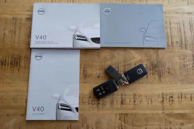 Volvo V40 (2019) thumbnail 4