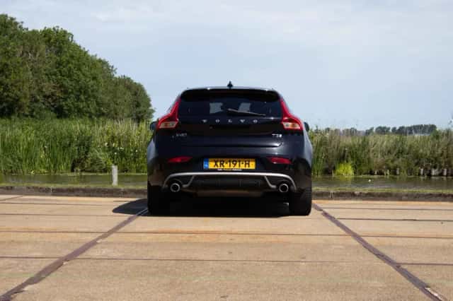 Volvo V40 (2019) thumbnail 6
