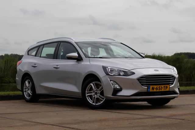 Ford Focus (2022) thumbnail 1