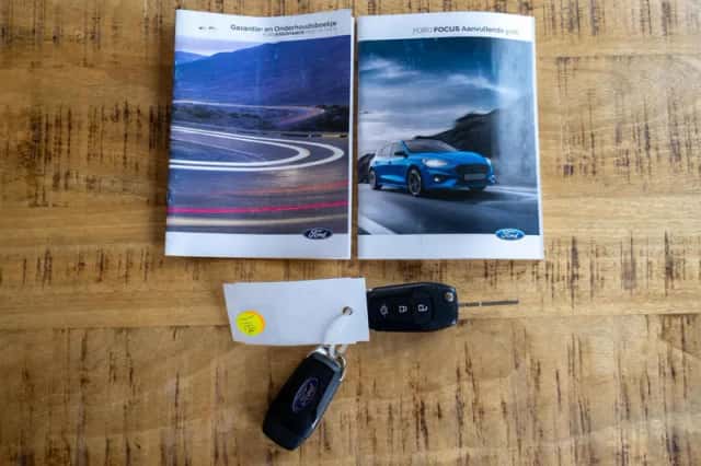 Ford Focus (2022) thumbnail 4