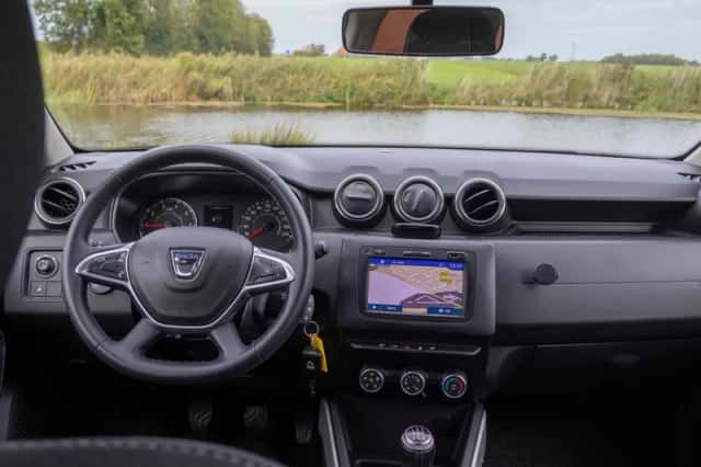 Dacia Duster (2020) thumbnail 2