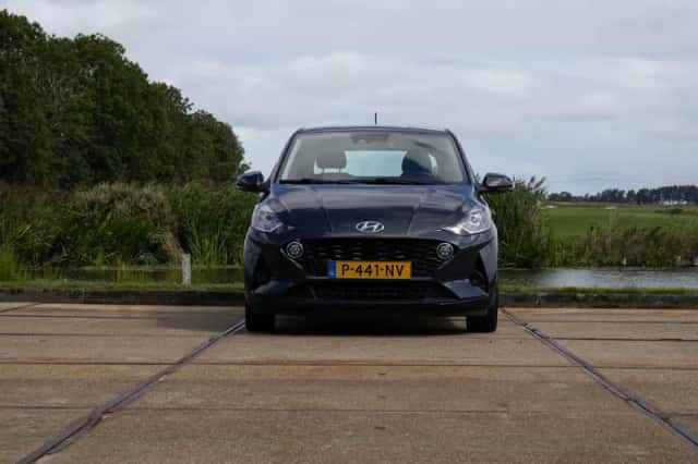 Hyundai i10 (2022) thumbnail 4