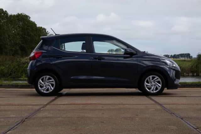 Hyundai i10 (2022) thumbnail 5