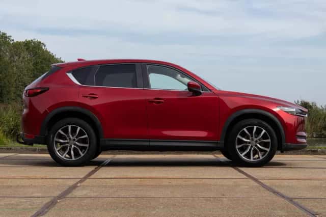 Mazda CX-5 (2018) thumbnail 5