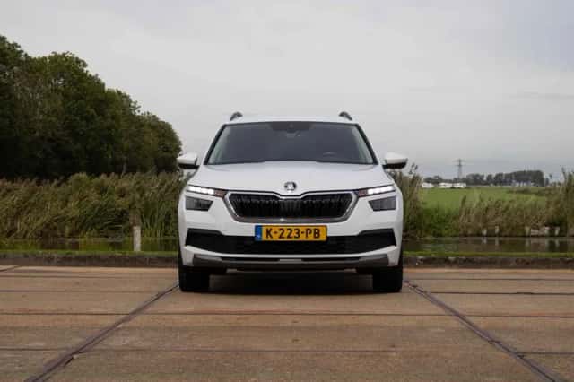 Škoda Kamiq (2020) thumbnail 4