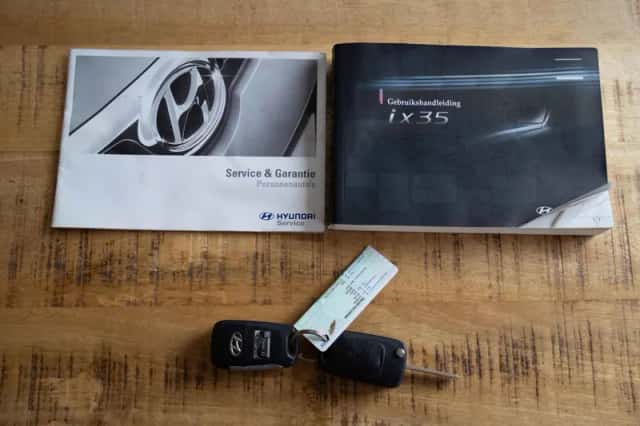 Hyundai ix35 (2012) thumbnail 4