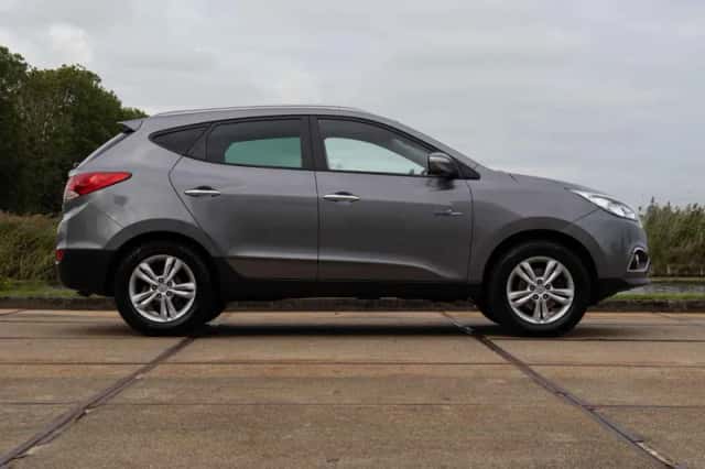 Hyundai ix35 (2012) thumbnail 6