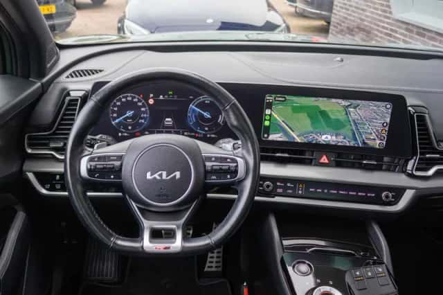 Kia Sportage (2022) thumbnail 2