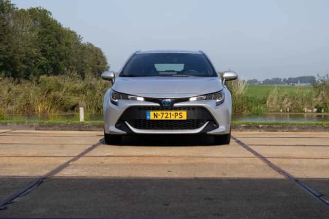 Toyota Corolla (2021) thumbnail 5